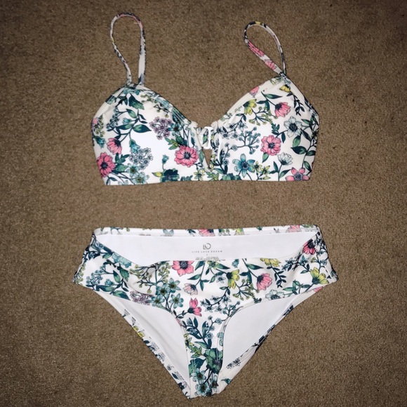 Aeropostale Other - Aeropostale Swim Set